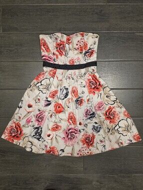 WHITE HOUSE BLACK MARKET Strapless Floral Fit & Flare Dress with Pockets
